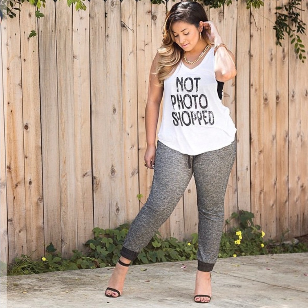 LAST ONE!!! ‘Not Photoshopped’ Tank Top